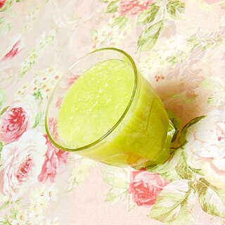 ❤セロリとパイナップルジュースの健康飲料❤